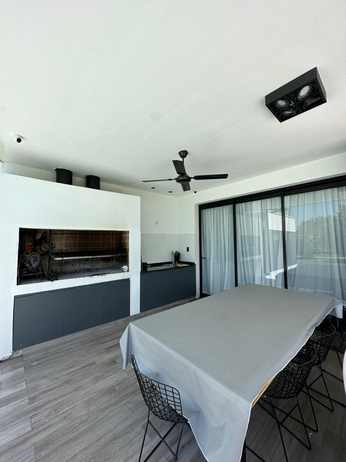 CASA EN VENTA COUNTRY LA RESERVA 1 , TAFI VIEJO