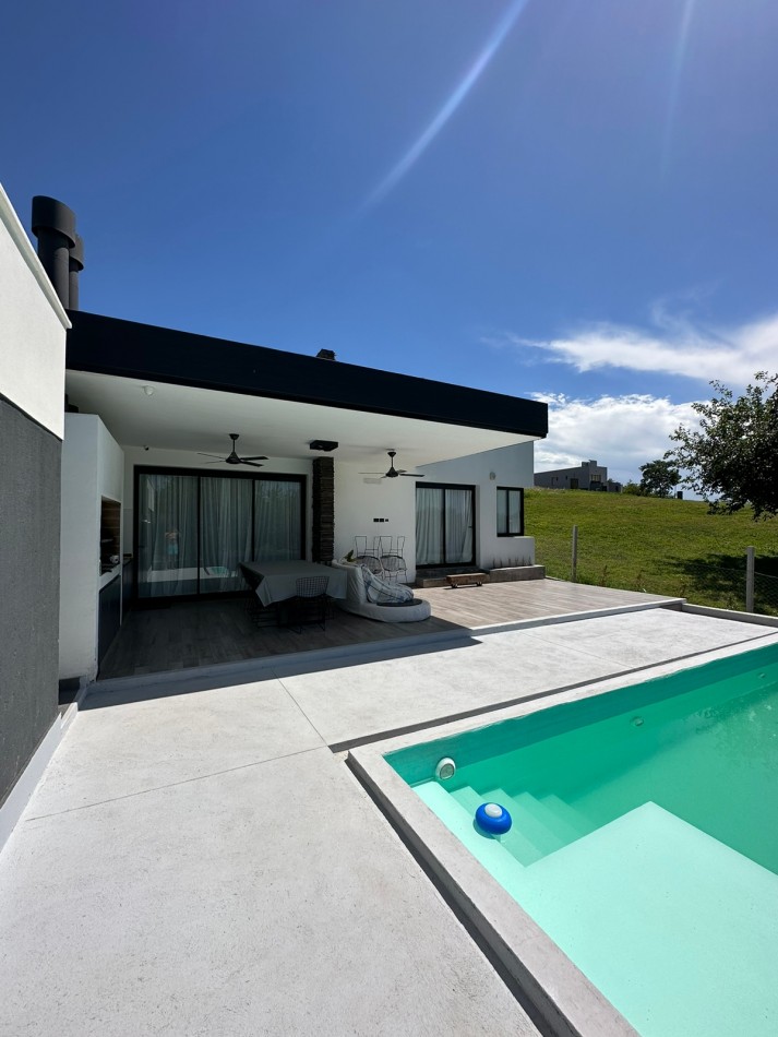 CASA EN VENTA COUNTRY LA RESERVA 1 , TAFI VIEJO