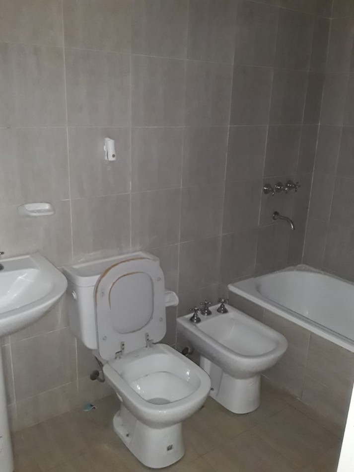 DEPARTAMENTO EN VENTA LAPRIDA 400