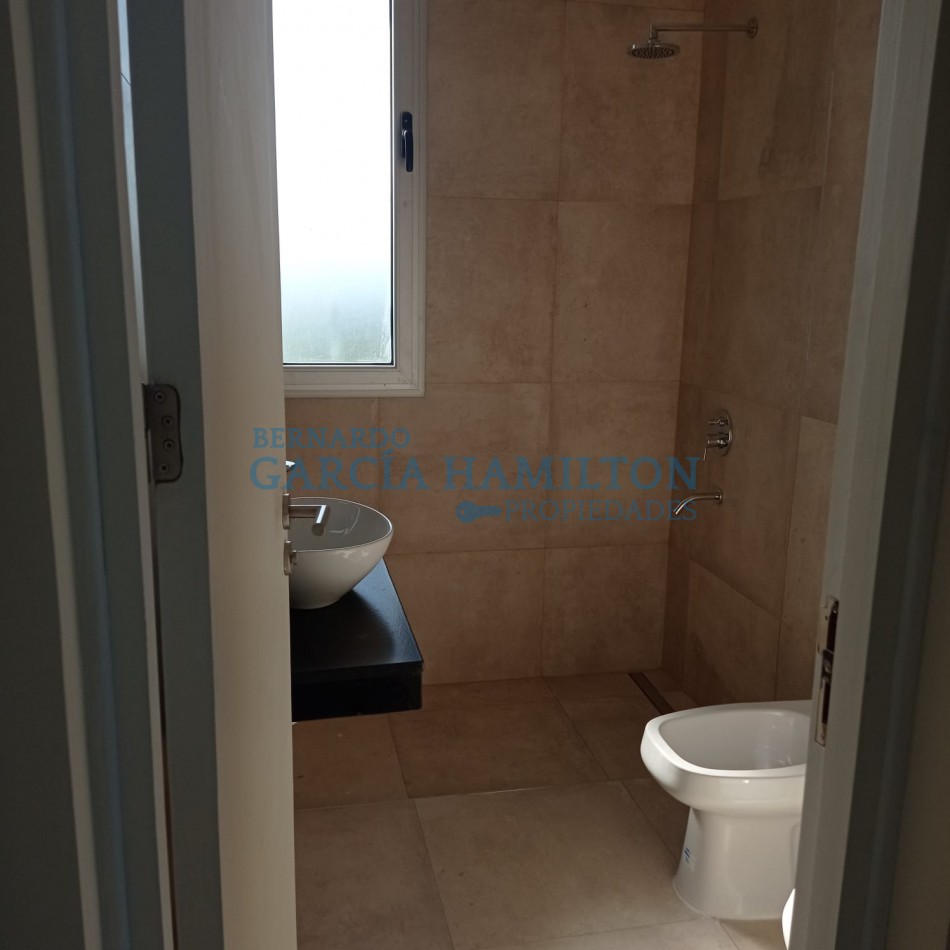 CASA EN VENTA BARRIO PRIVADO EL PORTILLO