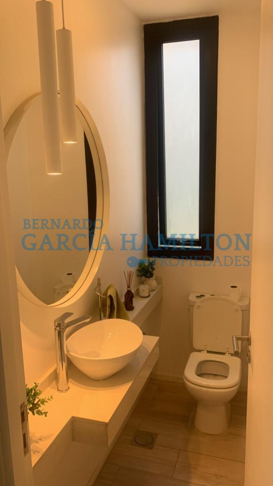 CASA EN VENTA EL PORTILLO