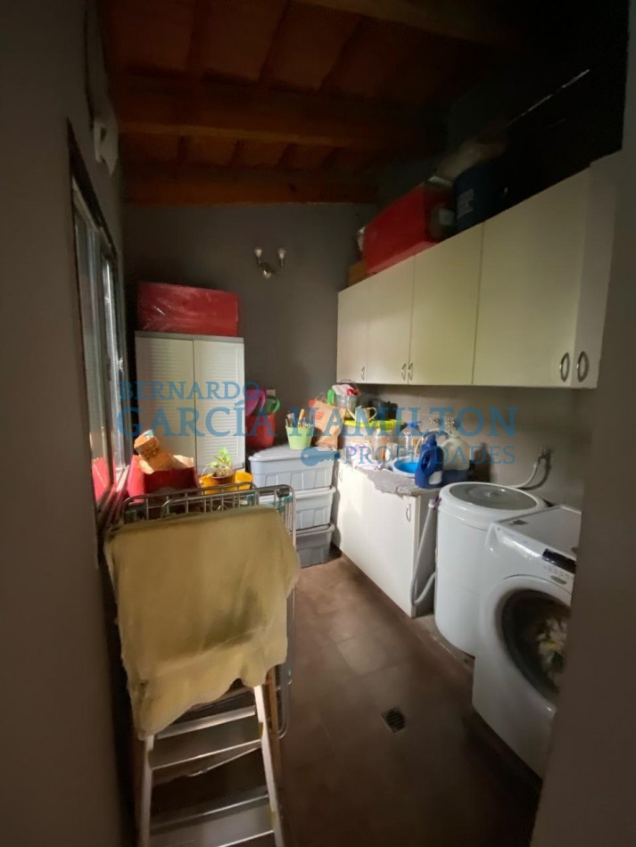 CASA EN VENTA en el corazon de YERBA BUENA 