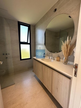 CASA PREMIUM -VENDIDA-