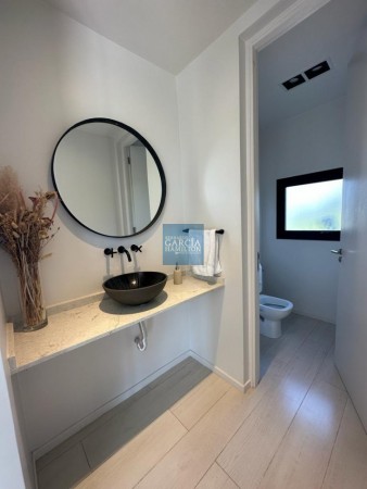 CASA PREMIUM -VENDIDA-