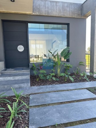 CASA PREMIUM -VENDIDA-