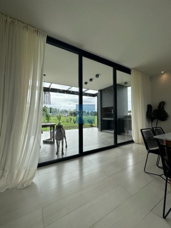 CASA PREMIUM -VENDIDA-