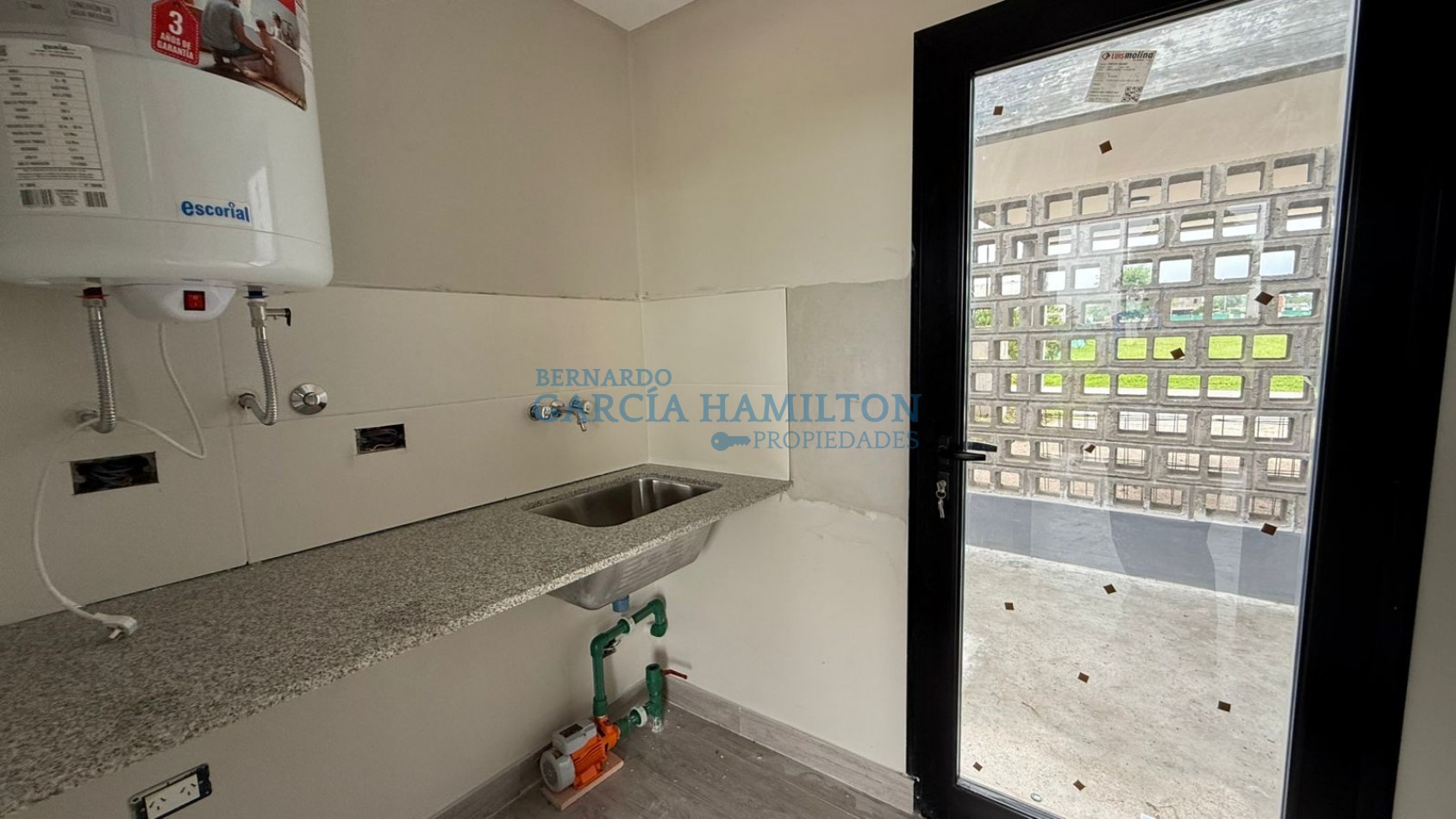 Casa en Venta Barrio Privado Las Cañas 1