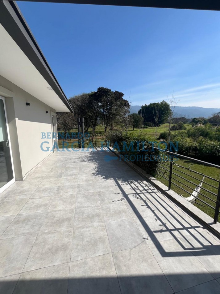 LAS YUNGAS CASA EN VENTA