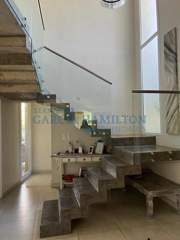 LAS YUNGAS CASA EN VENTA