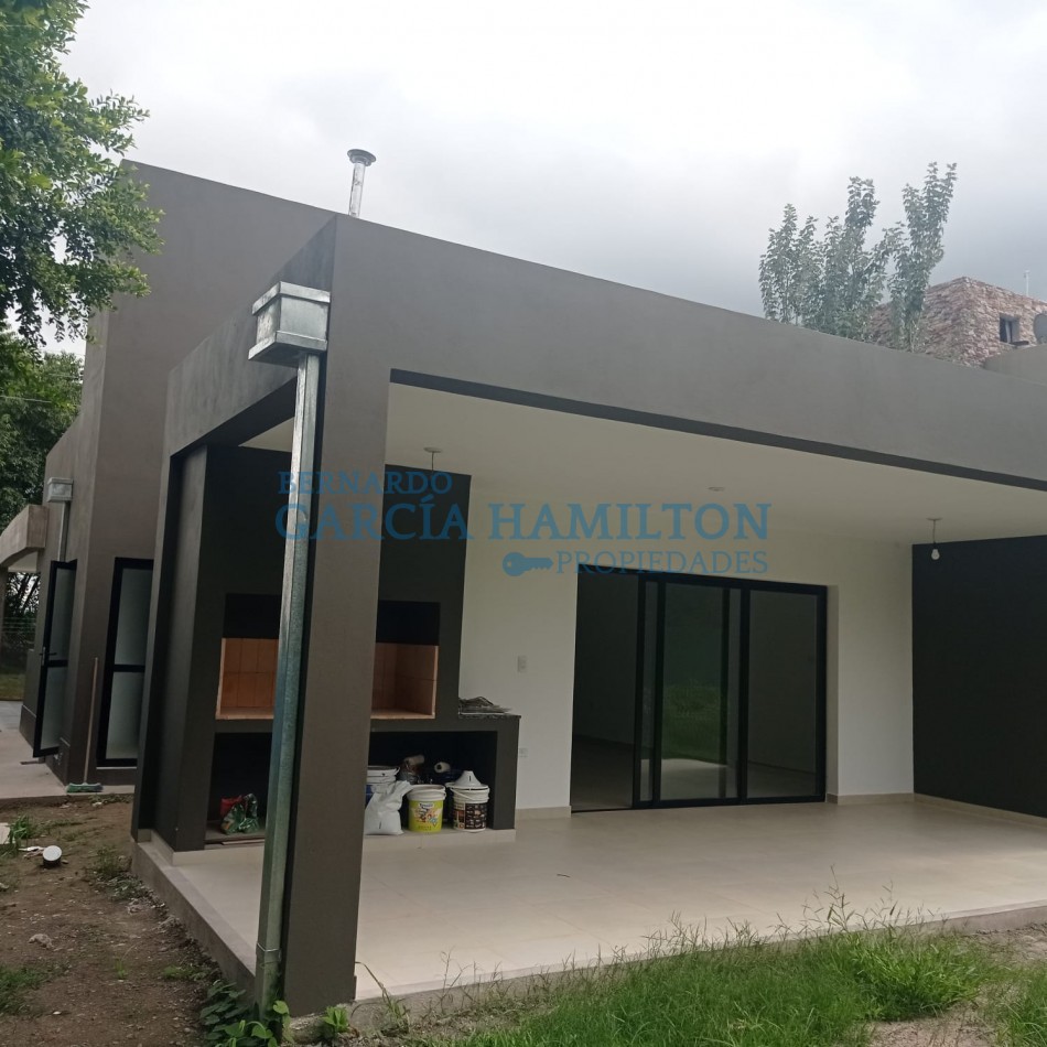 CASA EN VENTA Bo PRIVADO ALTO VERDE 2. 