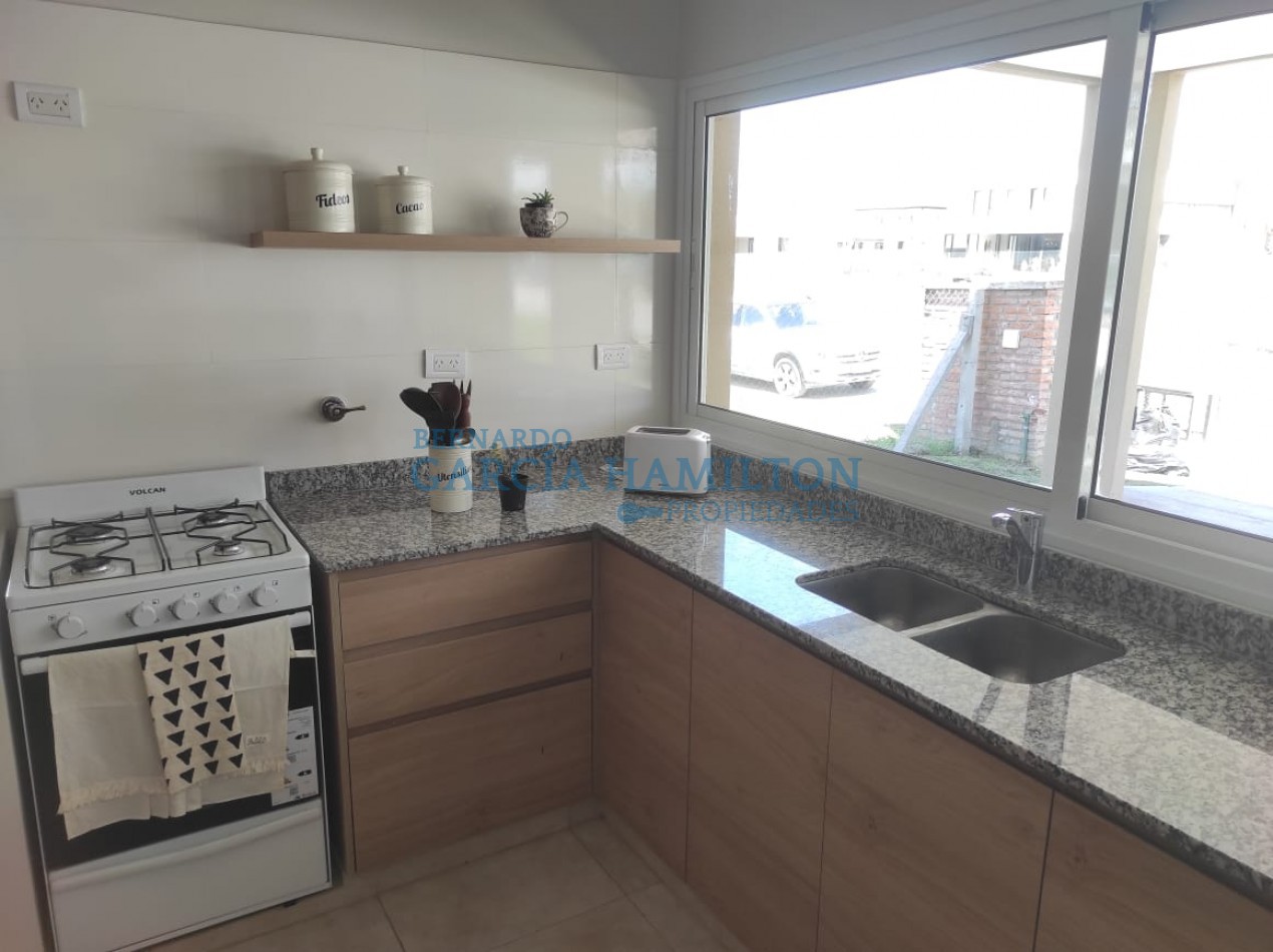 CASA EN VENTA ALTO VERDE 3    -  UNA SOLA PLANTA