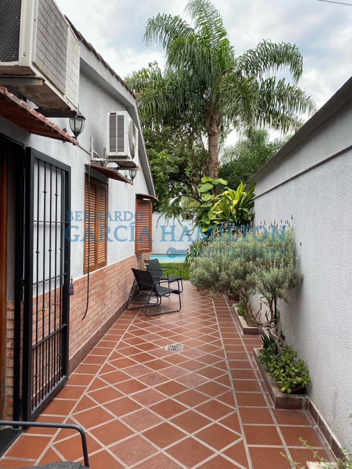 CASA EN VENTA en el corazon de YERBA BUENA 