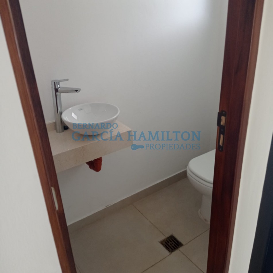 CASA EN VENTA Bo PRIVADO ALTO VERDE 2. 