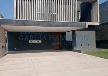 CASA EN VENTA BARRIO PRIVADO EL PORTILLO