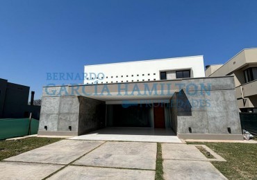 CASA VENTA EL PORTILLO Barrio Privado
